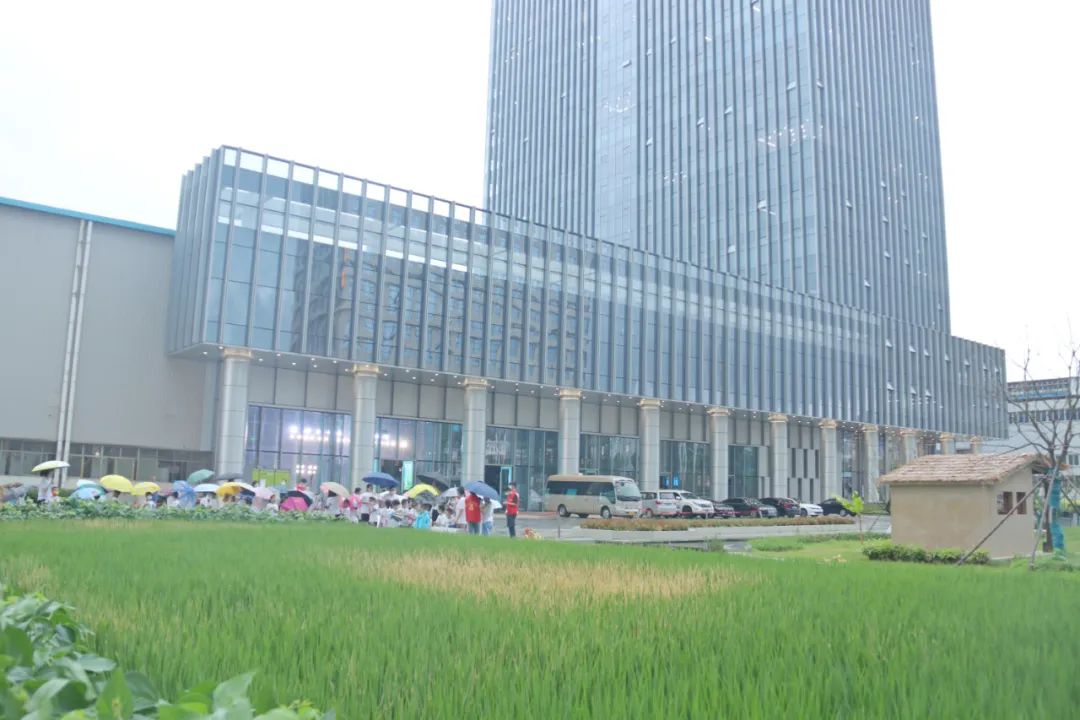 1658797396375608.jpg 640 (1).jpg